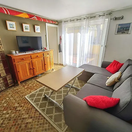 Apartment Mitoyenne T3 Renovee Pour 6 Pers, Proche Plage, Cap D'agde - Fr-1-607-224 *